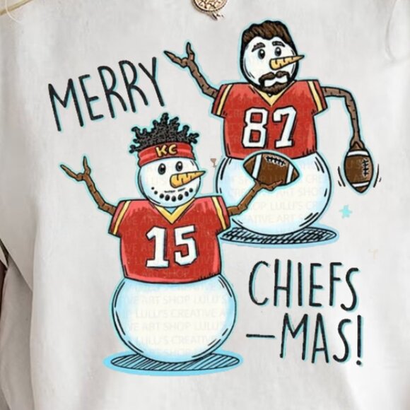 Patrick Mahomes Merry Christmas Kansas City Football Fan Gift Graphic T-shirt 79 - Picture 2 of 5